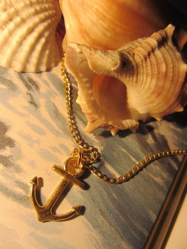 Gold anchor necklace classic - gold,